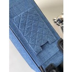 𝗖𝗛𝗔𝗡𝗘𝗟 trolley case