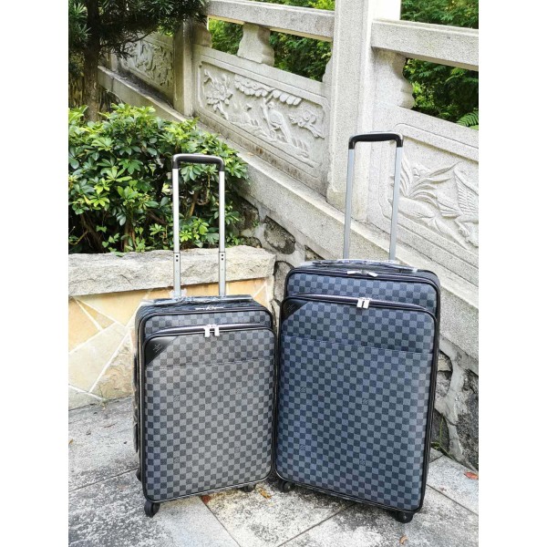 LOUIS VUITTON trolley case