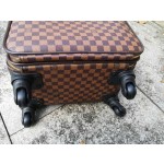 LOUIS VUITTON trolley case