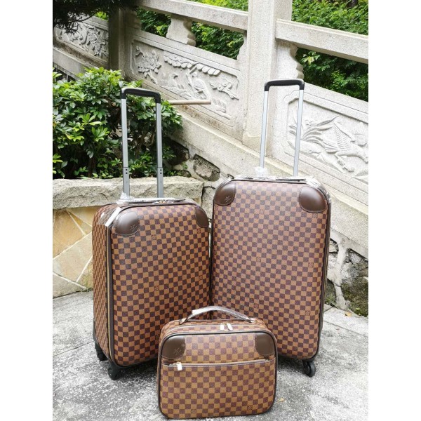 LOUIS VUITTON trapezoidal pull rod