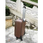 LOUIS VUITTON trapezoidal pull rod