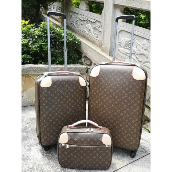 LOUIS VUITTON trapezoidal pull rod