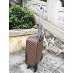 LOUIS VUITTON trapezoidal pull rod