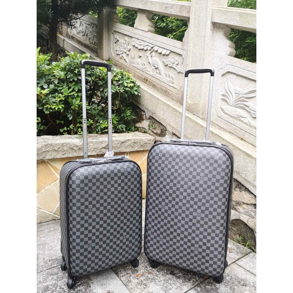 LOUIS VUITTON trapezoidal pull rod