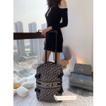 Dior ultra-light series suitcase