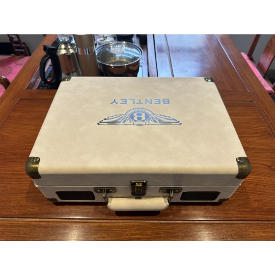 Bentley vinyl record player