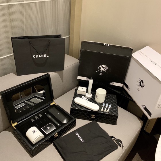 Xiaoxiang Vip Limited Edition Toothbrush Set