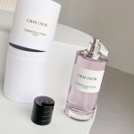 Collection | Montaigne Grey, Sweet Rose Patchouli