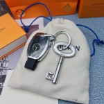 Pet bags and dogs are inseparable