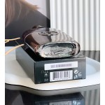 A hormonal challenge - a textured men's fragrance