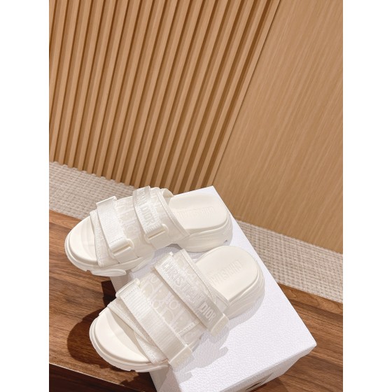 DIOR Dior spring and summer new thick-soled beach drag design concept sandals plus sports shoes