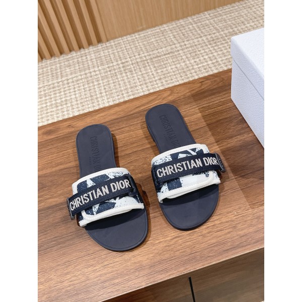 DIOR Dior Velcro buckle sandals and slippers